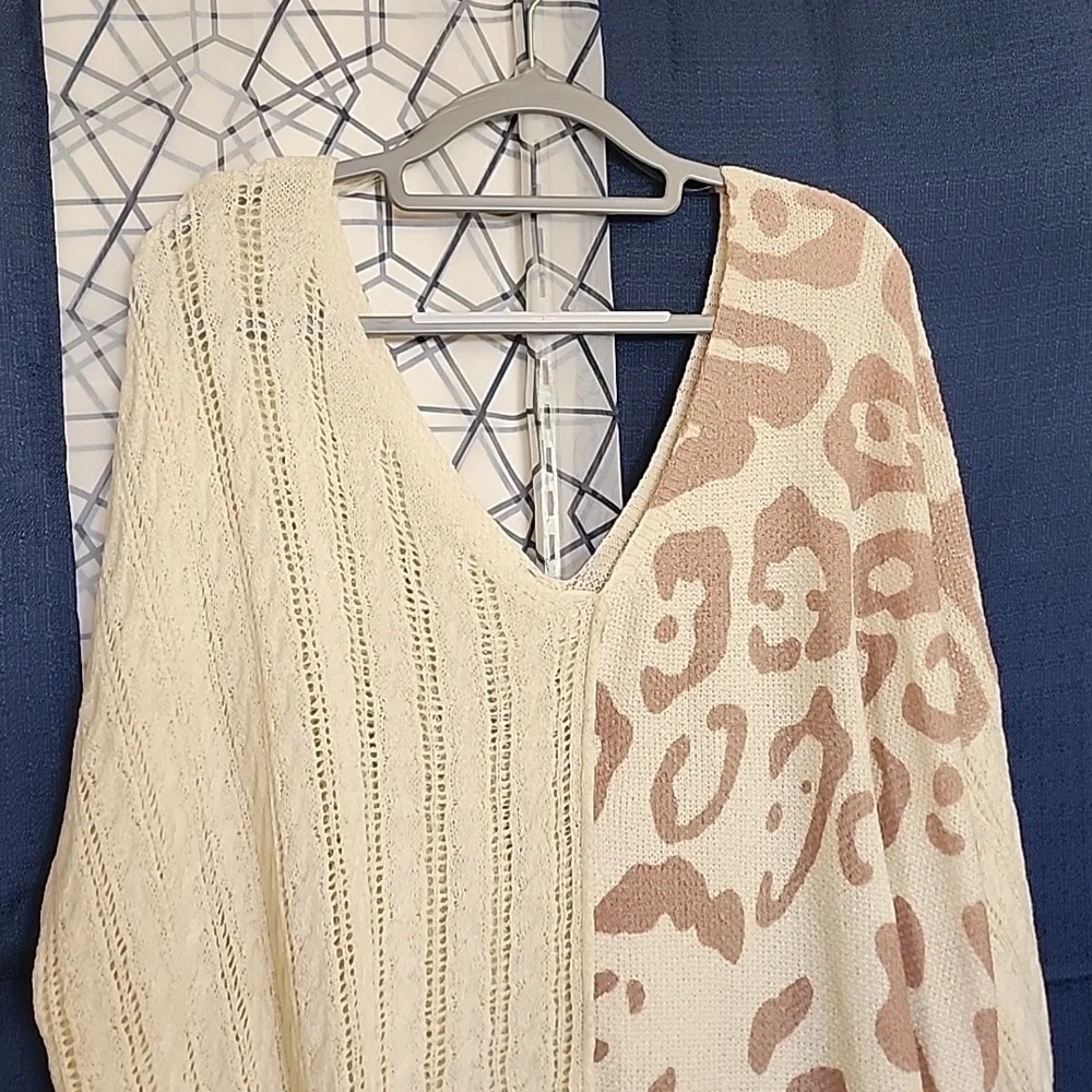 POL unique sweater - Picture 5 of 11
